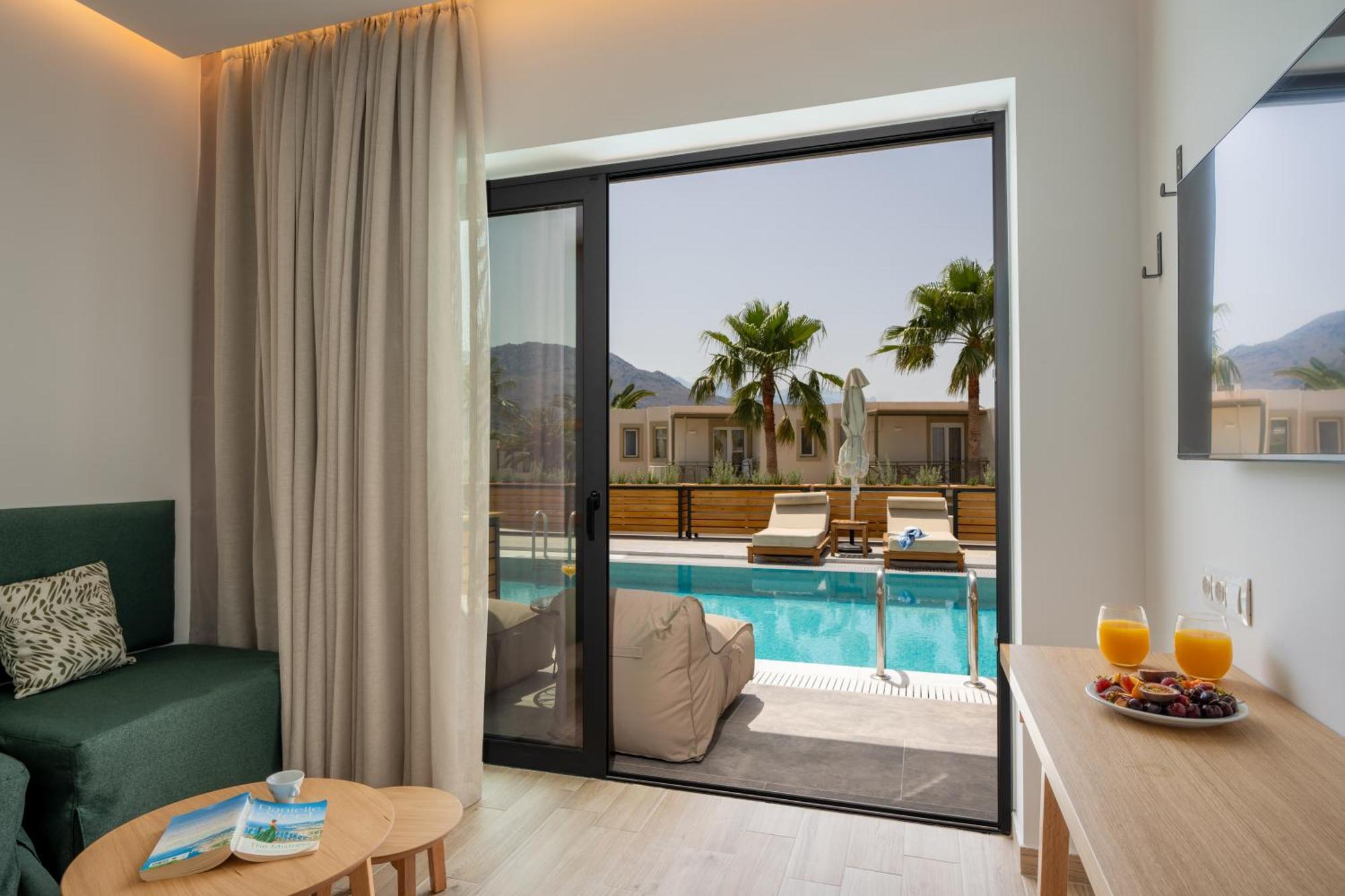 Georgioupolis Suites & Aqua Park Asproulianoi Exterior photo